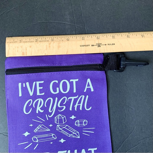 Crystal Purple Pouch Carrying Bag with Zipper & Latch Hook & Assorted Crystals. - Picture 6 of 9